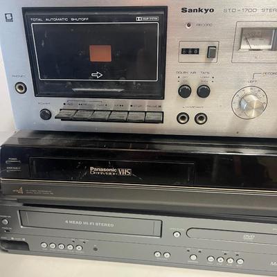 5 piece lot - DVD / Cassette & VHS units