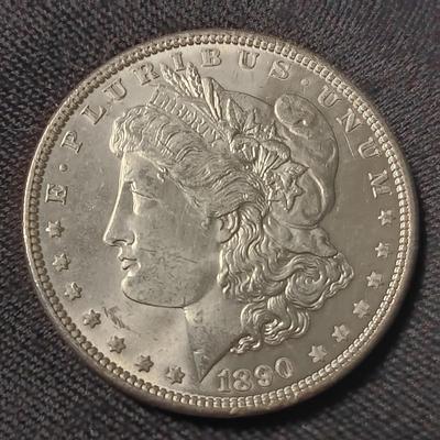 1890 MORGAN SILVER DOLLAR