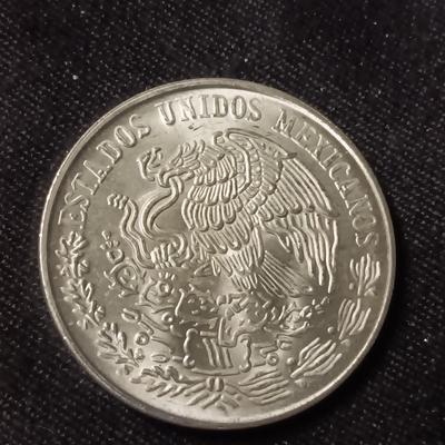 1979 CIEN PESOS .720 SILVER