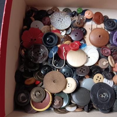 SOME VERY OLD BUTTONS