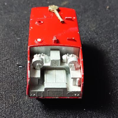 MATCHBOX SERIES NO 46 BLUE SEDAN & "FOAMITE" CRASH TENDER NO 63
