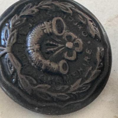 WW1 OXFORD & BUCKINGHAMSHIRE uniform buttons from thE Light Infantry regiment of the British Army.