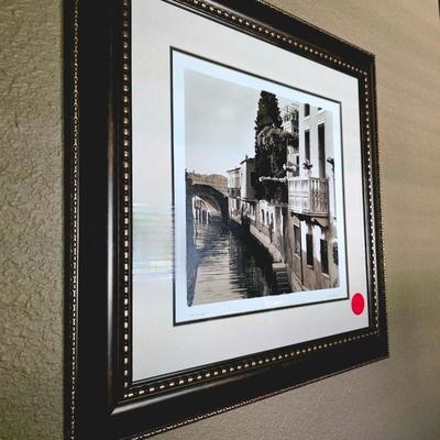 Sale Photo Thumbnail #102: 3 Ponti di Venezia framed signed prints. Frames measure 30" each.