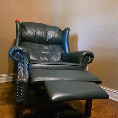 Sale Photo Thumbnail #118: Vintage dark green leather Barcalounger