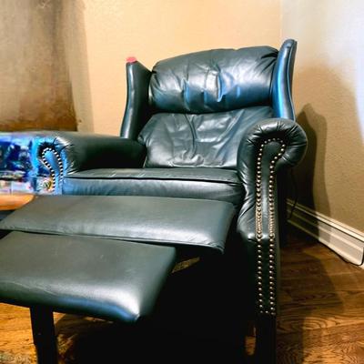 Sale Photo Thumbnail #117: Vintage dark green leather Barcalounger