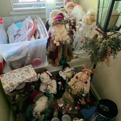 Sale Photo Thumbnail #125: Christmas Decor Lot #1, Santas and Friends