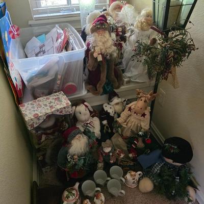 Sale Photo Thumbnail #124: Christmas Decor Lot #1, Santas and Friends