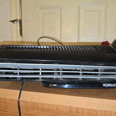 Fans 110v and a usb