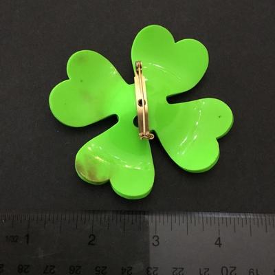 Large vintage Lucite, type four leaf clover brooch