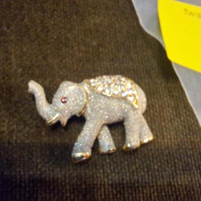 Sale Photo Thumbnail #28: Elephant brooch