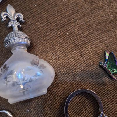 Sale Photo Thumbnail #52: perfume bottle is empty