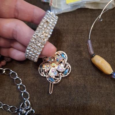 Sale Photo Thumbnail #196: jewelry bundle