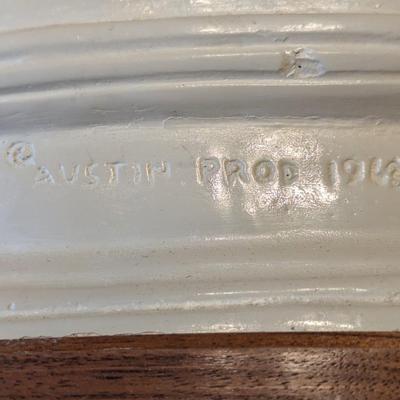 1960s Michelangelo's Pieta Sculpture Jesus and Mary by Austin Productions 1963