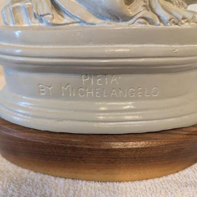 1960s Michelangelo's Pieta Sculpture Jesus and Mary by Austin Productions 1963
