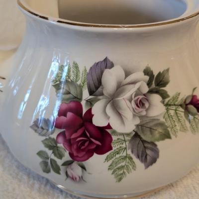 Teapot- Windsor made in England- no lid