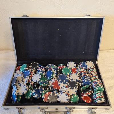 Poker chips in hard Aluminum Case