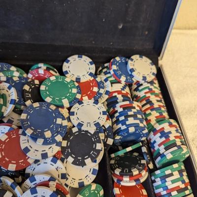 Poker chips in hard Aluminum Case