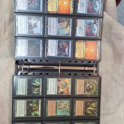 Magic the gathering binder of cards