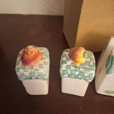 napkin holder and salt and pepper shaker
