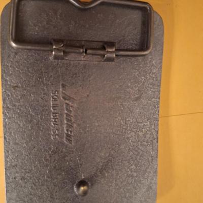 belt buckle