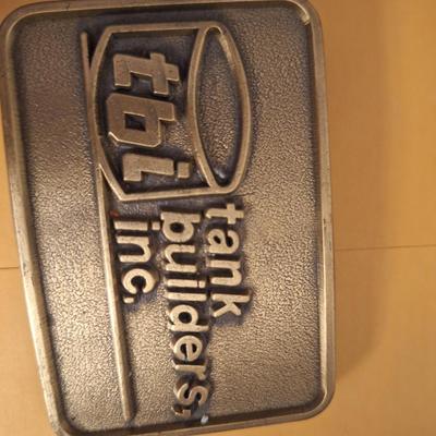 belt buckle