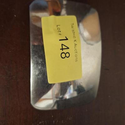 belt buckle