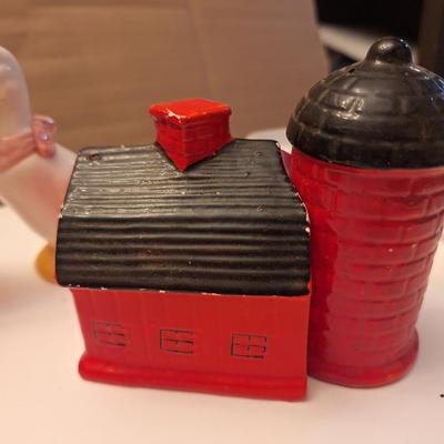 Salt and Pepper shakers