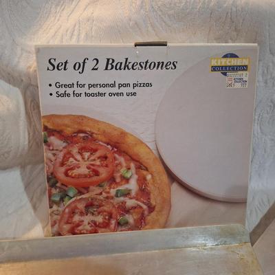 baking bundle- two air bake sheets and 2 stones