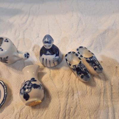Delft blue Ducth miniatures
