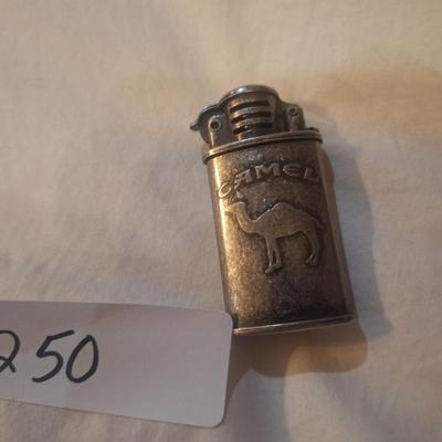 Camel lighter