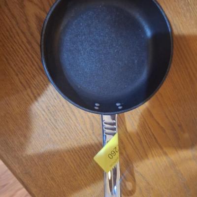 non stick skillet