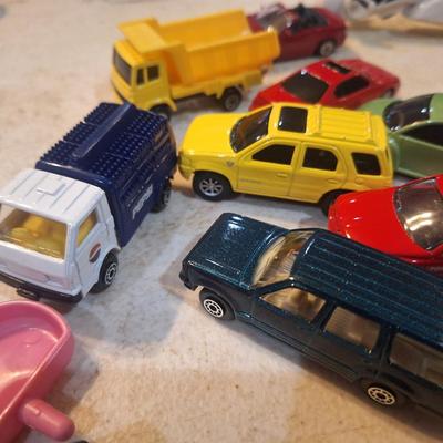 hotwheels and other small cars