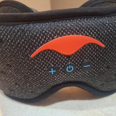 Manta Sleep mask with blue tooth