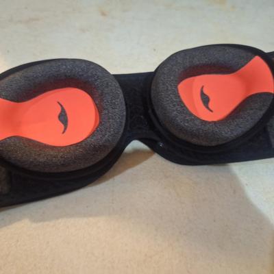 Manta Sleep mask with blue tooth