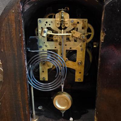 New Haven Mantle Clock with Key