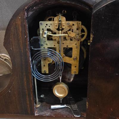 New Haven Mantle Clock with Key