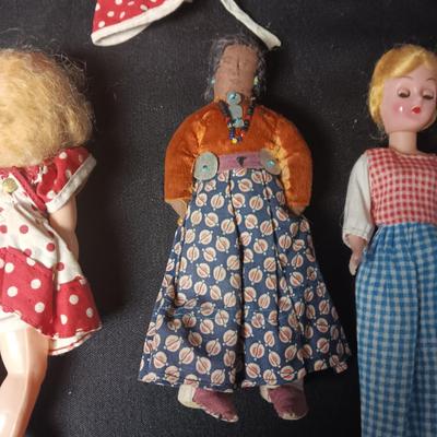 3 VINTAGE 6" DOLLS