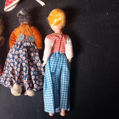 3 VINTAGE 6" DOLLS