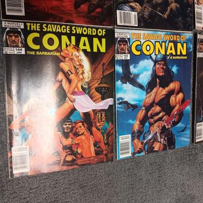 8 CONAN COMIC BOOKS