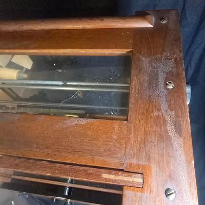 VINTAGE WH CURTIN & CO BALANCE SCALE