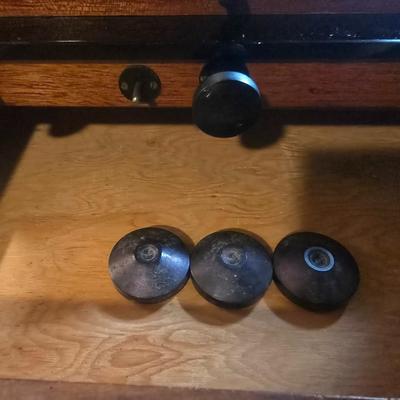 VINTAGE WH CURTIN & CO BALANCE SCALE