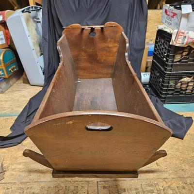 Antique Victorian Rocking Crib