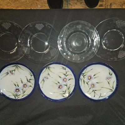 Set of 7 Smaller Antique Decorative Plates Including 4 Princess House Style Heritage Plates