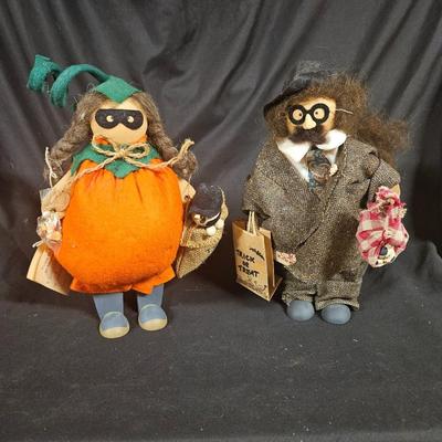Lot of 2 Vintage Lizzie High Halloween Dolls