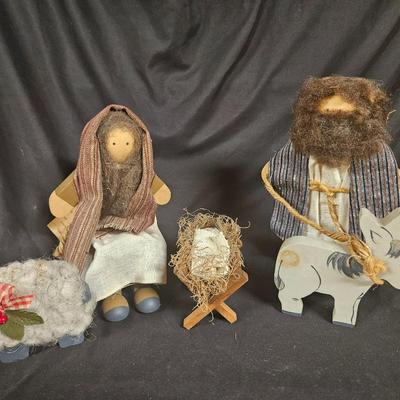 Lot of 4 Vintage Lizzie High Christmas Nativity with Sheep Dolls