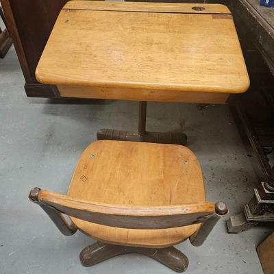 Vintage Metal/Wood Childrens School Desk with Swivel Chair