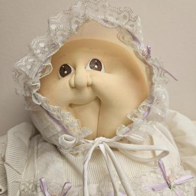 Vintage Xavier Roberts Little People Doll - No Paperwork