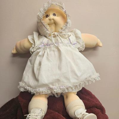 Vintage Xavier Roberts Little People Doll - No Paperwork