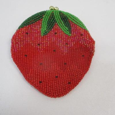 Handmade In Korea Vintage Strawberry Shaped Beaded Pouch Coin Purse Snap Opening 1950's