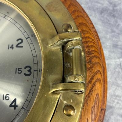 Lot 2: Vintage Mariner Ship’s Clock – Nautical Brass Timepiece